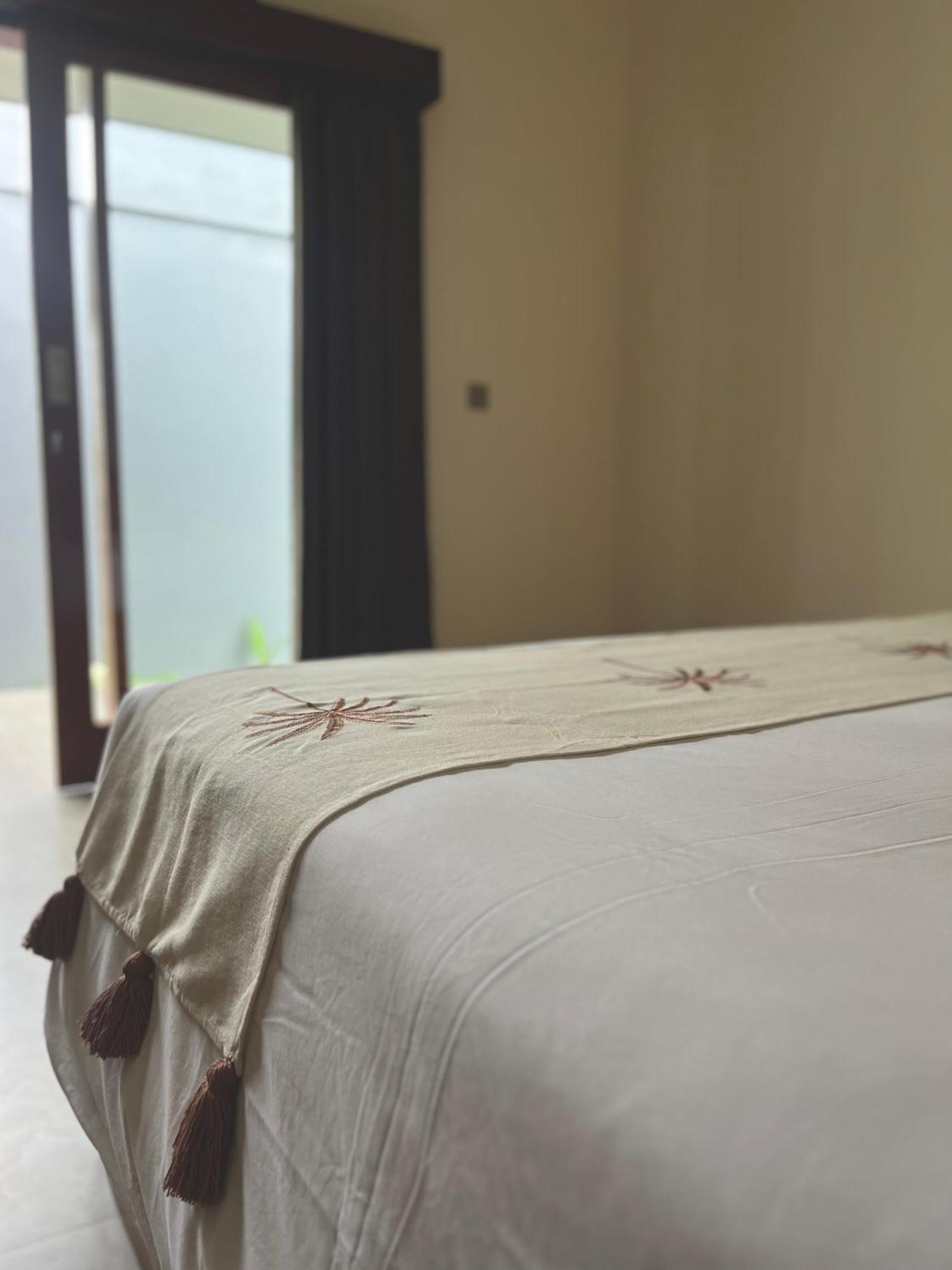 Tropical Almond Villa Uluwatu Εξωτερικό φωτογραφία